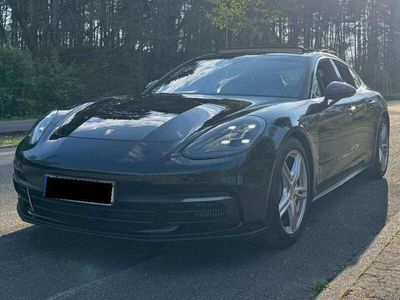 Porsche Panamera 4S