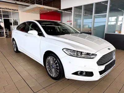 Gebraucht Ford Mondeo Titanium 160 PS (117 kW) 2015 Weiß Limousine