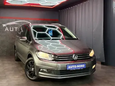 Gebraucht VW Touran Sound 116 PS (85 kW) 2018 Grau Van / Kleinbus