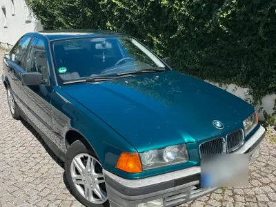 Gebraucht BMW 316 102 PS (75 kW) 1994 Grün Limousine