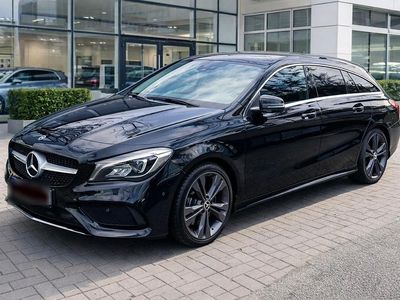 Usata Mercedes CLA180 Shooting Brake Style 122 CV (89 kW) 2018 Nero Station wagon