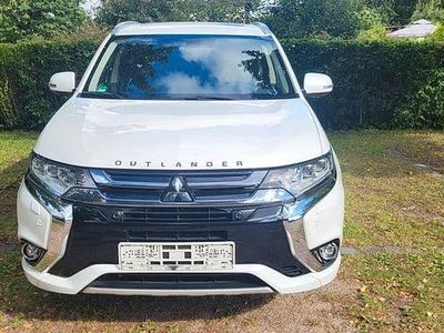 Mitsubishi Outlander P-HEV