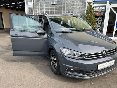 Second-hand VW Touran Active 150 CP (110 kW) 2021 Gri Monovolum