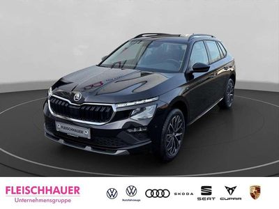 Neu Skoda Kamiq Tour 116 PS (85 kW) 2026 Schwarzmagic perleffekt SUV