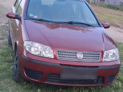 Gebraucht Fiat Punto 60 PS (44 kW) 2009 Rot Kleinwagen