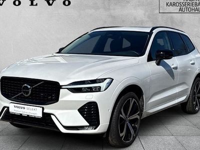 Gebraucht Volvo XC60 Plus 197 PS (144 kW) 2023 Weiß SUV