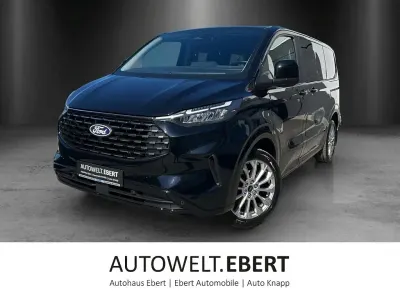 Gebraucht Ford Tourneo Custom Titanium 170 PS (125 kW) 2024 Agate black Van