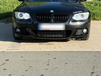 Gebraucht BMW 320 Cabriolet M Sport 170 PS (125 kW) 2011 Schwarz Cabrio