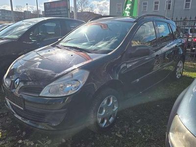 Gebraucht Renault Clio GrandTour Authentique 75 PS (55 kW) 2009 Perlmuttschwarz (metallic) Kombi