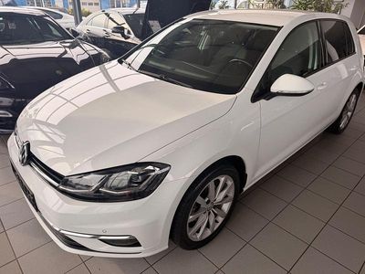 Occasion VW Golf VII Comfortline 110 PK (80 kW) 2017 Wit Sedan