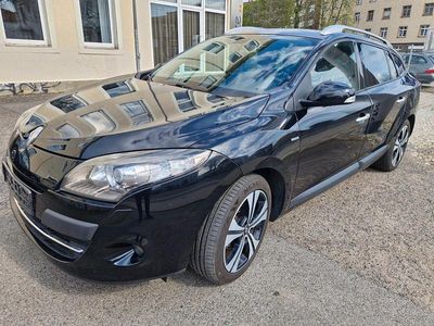 Second-hand Renault Mégane GrandTour Bose Edition 131 CP (96 kW) 2011 Negru Break