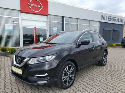 gebraucht Nissan Qashqai 1.3 DIG-T DCT ZAMA Panoramadach, AHZVR abnehmbar