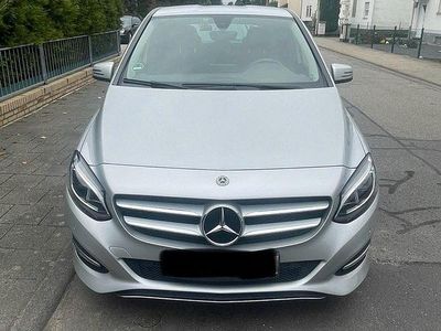 Mercedes B180