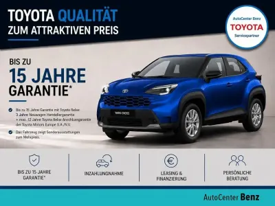 Neu Toyota Yaris Cross Active 131 PS (96 kW) 2026 Blau SUV