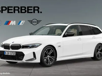 Gebraucht BMW 330e M Sport 292 PS (214 kW) 2022 Weiß Limousine