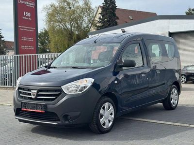 Usata Dacia Dokker Essentiel 102 CV (75 kW) 2017 Blu Monovolume