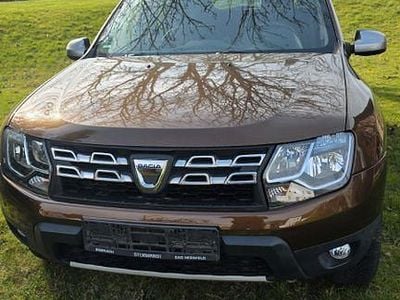 Gebraucht Dacia Duster Celebration 109 PS (80 kW) 2014 Braun SUV