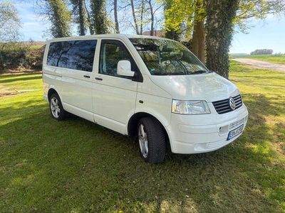 Usata VW Caravelle 102 CV (75 kW) 2007 Bianco Furgone