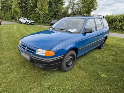 Gebraucht Opel Astra 60 PS (44 kW) 1993 Blau Kombi