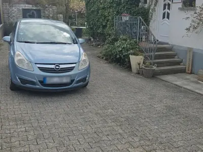 Gebraucht Opel Corsa 80 PS (58 kW) 2009 Kleinwagen