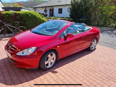 Gebraucht Peugeot 307 CC 137 PS (100 kW) 2004 Rot Cabrio