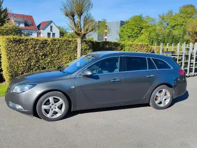 Occasion Opel Insignia Cosmo 160 ch (117 kW) 2010 Gris Break