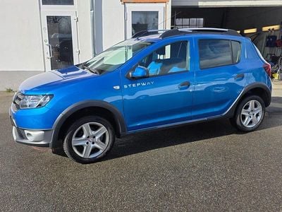 Gebraucht Dacia Sandero Stepway 90 PS (66 kW) 2013 Blau SUV