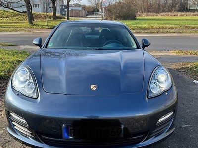 Gebraucht Porsche Panamera 300 PS (220 kW) 2012 Blau Kleinwagen
