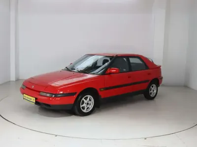 Gebraucht Mazda 323F 88 PS (64 kW) 1993 Rot Limousine