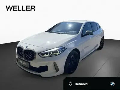 Gebraucht BMW M135 Comfort Edition 306 PS (225 kW) 2021 Alpinweiss iii (weiß) Kleinwagen