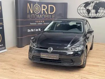Usata VW Polo Life 80 CV (58 kW) 2022 Nero Utilitaria