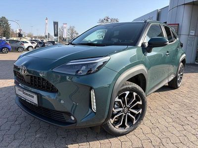 Neu Toyota Yaris Cross 131 PS (96 kW) 2026 Grün SUV