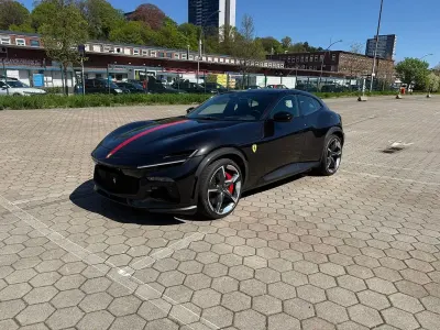 Neu Ferrari Purosangue 725 PS (533 kW) 2026 Schwarz SUV