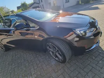 Gebraucht Opel Cascada Innovation 140 PS (102 kW) 2018 Braun Cabrio