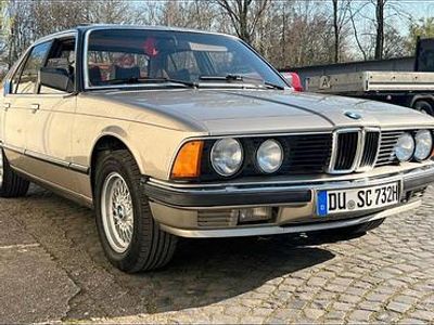 Usado BMW 732 197 HP (144 kW) 1985 Dourado Sedan