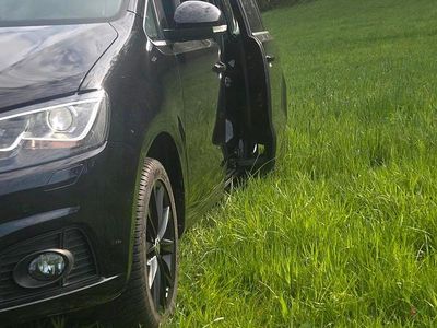 Usata Seat Alhambra 150 CV (110 kW) 2021 Nero Monovolume