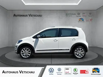 Gebraucht VW cross up! 75 PS (55 kW) 2016 Weiß Kleinwagen