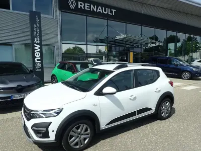 Gebraucht Dacia Sandero Comfort 91 PS (66 kW) 2021 Weiß SUV