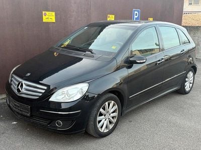 Gebraucht Mercedes B200 136 PS (100 kW) 2007 Schwarz Van / Kleinbus