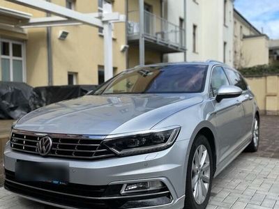 gebraucht VW Passat B8 4Motion BiTDI R-Line Vollausstattung