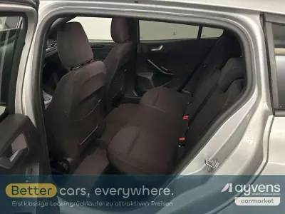 Gebraucht Ford Focus ST-Line 155 PS (114 kW) 2023 Silber Kombi