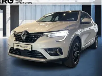 Gebraucht Renault Arkana Intens 140 PS (102 kW) 2022 Weiß SUV