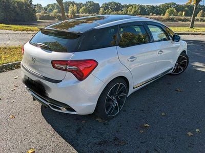 Second-hand Citroën DS5 200 CP (147 kW) 2013 Alb Hatchback