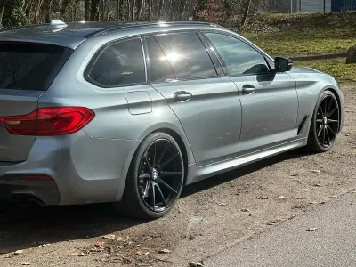 Gebraucht BMW 540 Sport Line 421 PS (309 kW) 2018 Grau Kombi