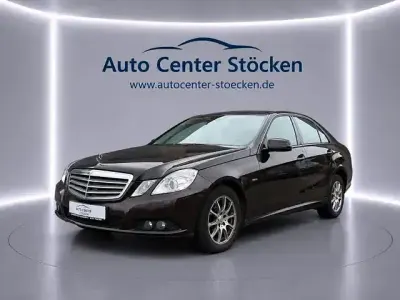 Gebraucht Mercedes E220 170 PS (125 kW) 2010 Braun Limousine