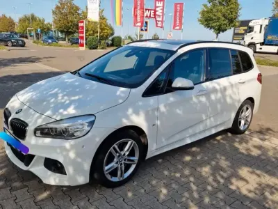 Gebraucht BMW 220 Gran Tourer M Sport 190 PS (139 kW) 2016 Weiß Van / Kleinbus