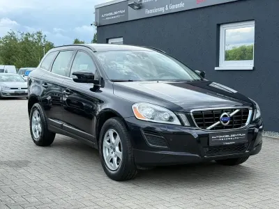 Gebraucht Volvo XC60 Momentum 163 PS (119 kW) 2010 Schwarz SUV