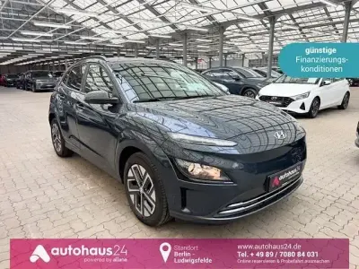Gebraucht Hyundai Kona 100 kW (136 PS) 2022 Blau SUV