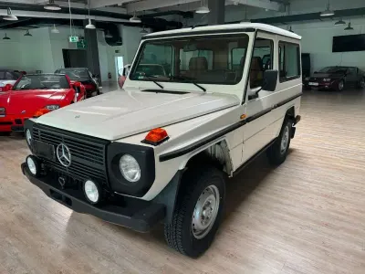Gebraucht Mercedes 200 109 PS (80 kW) 1989 Weiß SUV