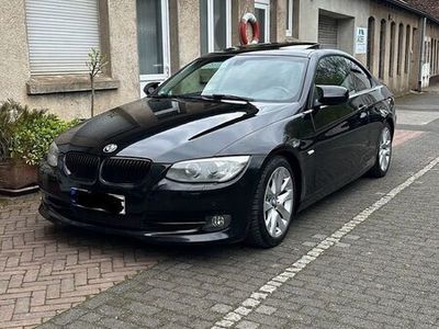 gebraucht BMW 318 i Coupé Facelift E92